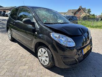 Renault Twingo 1.2 Acces picture 4