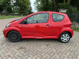 Toyota Aygo 1.0-12V picture 2