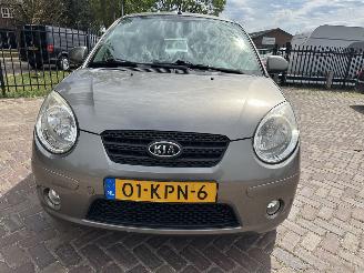 Kia Picanto 1.0 Seven picture 3