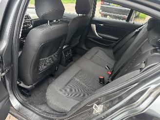 BMW 1-serie 118i Executive picture 9
