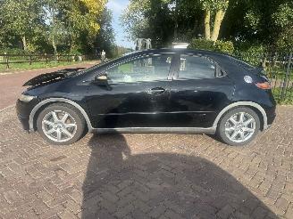 Honda Civic 1.8 SPORT picture 2