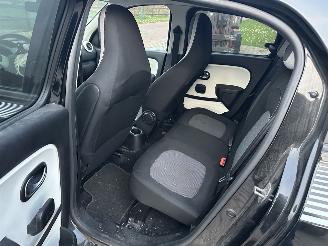 Renault Twingo 1.0 SCe Collection picture 9