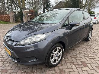 skadebil auto Ford Fiesta 1.25 Trend 2009/9
