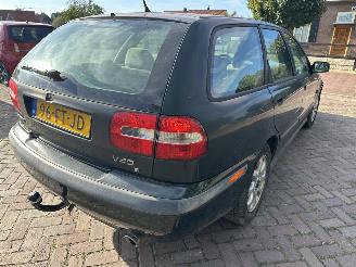 Volvo V-40 1.8 automaat picture 7
