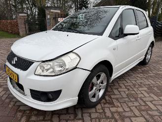 uszkodzony samochody osobowe Suzuki SX4 1.6 Comfort 2008/12