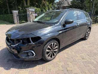 damaged passenger cars Fiat Tipo 1.4 T-Jet 16v Business Lusso 2018/3