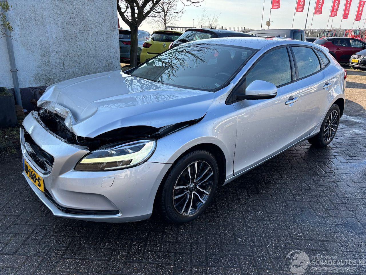Volvo V-40 D2 2.0 clima/navi/velgen