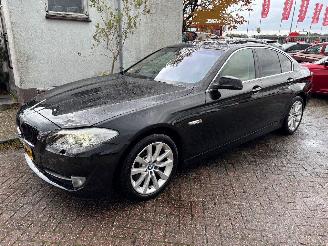 Vaurioauto  passenger cars BMW 5-serie 530i 6-cilinder 2013/3