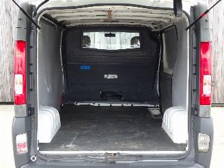 Renault Trafic 2.5 DCi L1H1 Klima 2-Persoons AHK 84KW Euro 4 picture 8