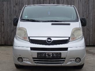 Opel Vivaro 2.5 CDTi Lang Dubbele Cabine Motor niet 100% 107KW Euro 4 picture 6