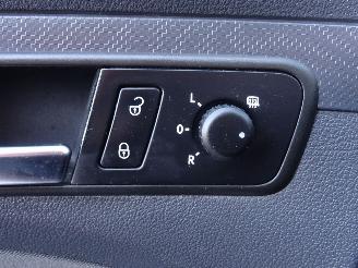 Volkswagen Caddy maxi 1.6 TDi Rolstoel! Airco Cruise Stoelverwarming 75KW Euro 5 picture 17