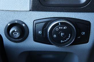 Ford Transit 2.0 TDCi Koffer Laadklep Airco Cruise 96KW Euro 6 picture 17