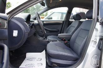 Audi A6 2.0 Klima Navi Xenon Trekhaak 96KW Euro 4 picture 10