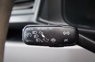 Volkswagen Transporter T6 2.0 TDi Lang Airco Cruise Apple Carplay Trekhaak 81KW Euro 6 picture 15