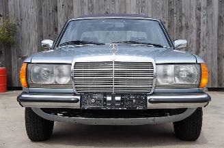 Mercedes 200-300D 300D W123 Schuifdak Radio Trekhaak 65KW picture 6