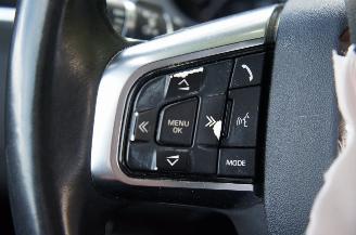 Land Rover Discovery Sport 2.0 eD4 HSE Airco Navi Pano Stuurverwarming 110KW Euro 6 picture 16