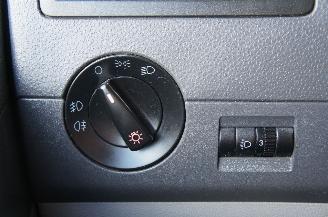 Volkswagen Transporter T5 2.5 TDi L1H1 Automaat Airco Navi 96KW Euro 4 picture 15