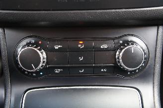 Mercedes B-klasse B180D Airco Navi Cruise Stoelverwarming BAK Kapot! 80KW Euro 6 picture 14