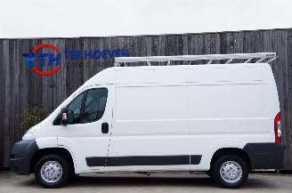 škoda osobní automobily Peugeot Boxer 2.2 HDi L2H2 Airco Cruise 3-Persoons Trekhaak 96KW Euro 5 2014/1