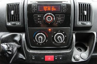 Peugeot Boxer 2.2 HDi L2H2 Airco Cruise 3-Persoons Trekhaak 96KW Euro 5 picture 12