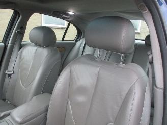 Jaguar S-type 3.0.V6 Automaat picture 14