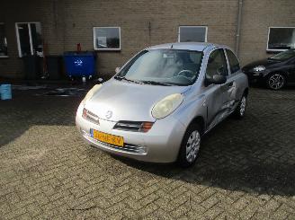 Nissan Micra 1.0 Basis picture 3