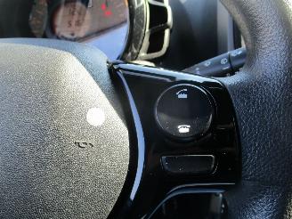 Peugeot 108 1.0 e -VTi Active NAP 5drs picture 26