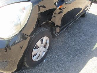 Daihatsu Cuore 1.0 Trend NAP picture 10