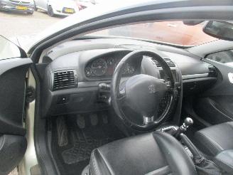 Peugeot 407 2.2-16v Reference picture 13