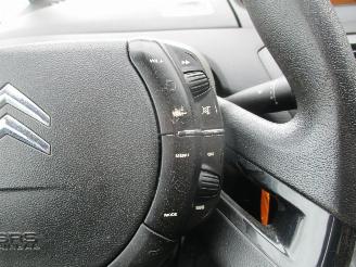 Citroën Grand C4 Picasso 1.8-16V Seduct 7p picture 25