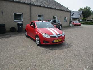 škoda osobní automobily Opel Tigra 1.4-16V Cosmo NAP 2005/1