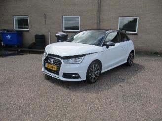 Audi A1 1.0TFSI Adrenalin NAP picture 3