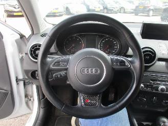 Audi A1 1.0TFSI Adrenalin NAP picture 21
