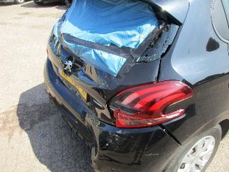 Peugeot 208 1.2 PureT BlueLion NAP REST BPM 400 EURO !!!! picture 18