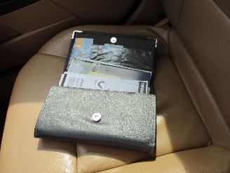 Opel Vectra STATION WAGON 2.2-16V Executive Aut picture 27