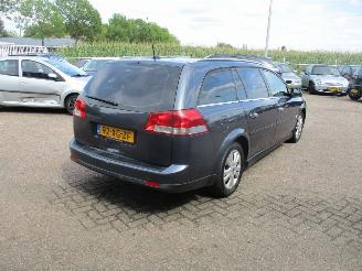 Opel Vectra STATION WAGON 2.2-16V Executive Aut picture 7
