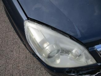 Opel Vectra STATION WAGON 2.2-16V Executive Aut picture 9