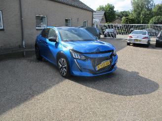 škoda osobní automobily Peugeot 208 1.2 PureT GT-line 1E EIG NAP REST BPM 900 EURO !!!! 2021/1