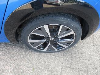 Peugeot 208 1.2 PureT GT-line 1E EIG NAP REST BPM 900 EURO !!!! picture 21
