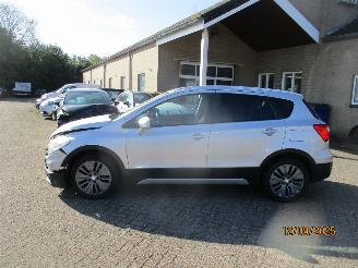 Suzuki SX4 S-cross 1.6 Exclusive  REST BPM 725 EURO picture 4
