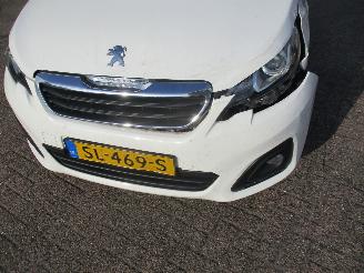 Peugeot 108 1.0 e-Vti Active Airco NAP picture 9