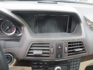 Mercedes E-klasse Coupe CGI Elegance REST bpm 800 EURO !!!! picture 16
