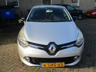 Renault Clio 0.9 TCe Expression 5drs picture 2
