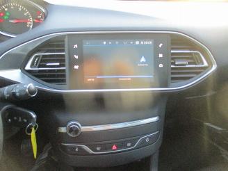 Peugeot 308 1.2 PureT.Blue l.Ex REST BPM 900 EURO !!!! picture 11