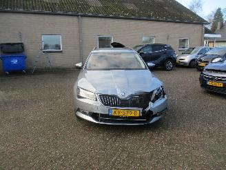 Skoda Superb Combi 1.6 TDI Ambition Bns picture 2