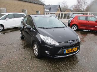 damaged passenger cars Ford Fiesta 1.6 TDCi ECO. Titan. 2011/11