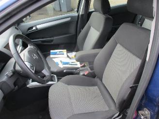 Opel Astra STATION WAGON 1.6 Cosmo picture 31