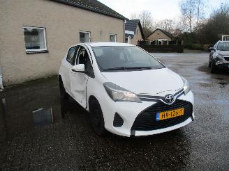  Toyota Yaris 1.0 VVT-i Now 2016/1