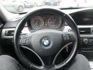 BMW 3-serie 320i High Executive picture 14