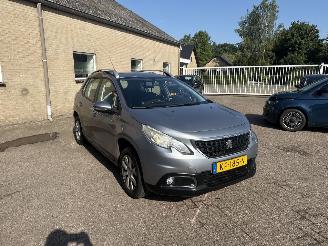 krockskadad bil auto Peugeot 2008 1.2 PureT. Blue Lion REST BPM €600,-!!! 2016/8